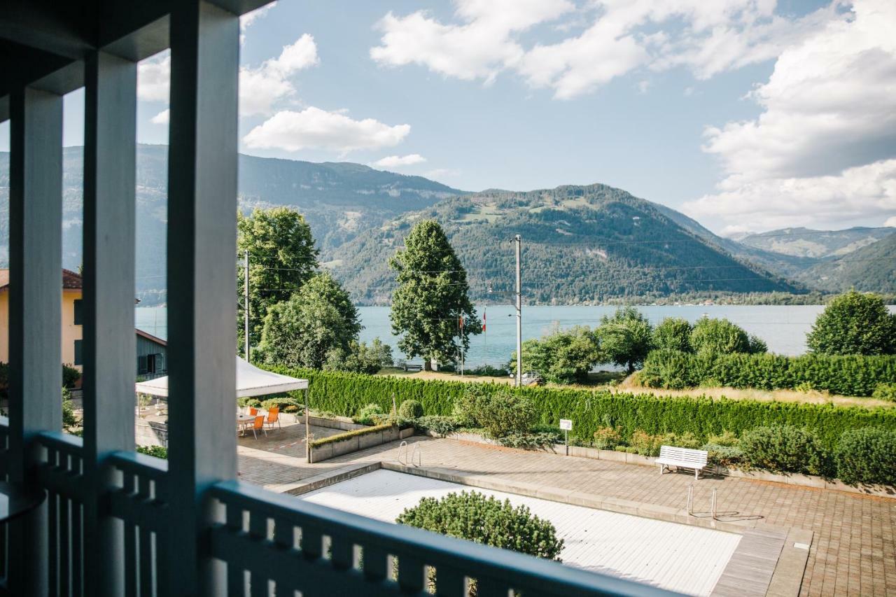 House On Lake/ Hl Darligen ภายนอก รูปภาพ